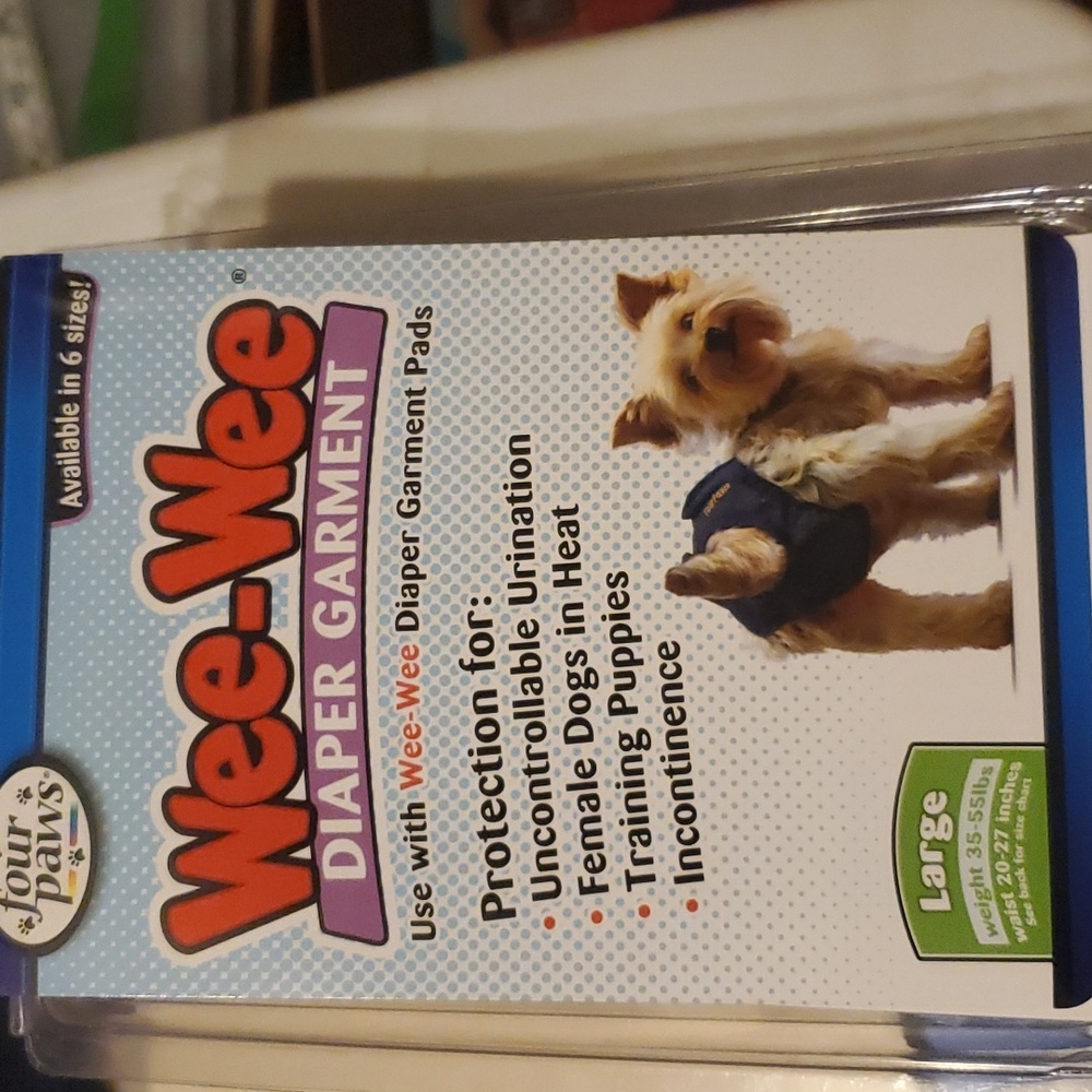 Four Paws Wee Wee Wasable Dog Diaper Garment Washable L